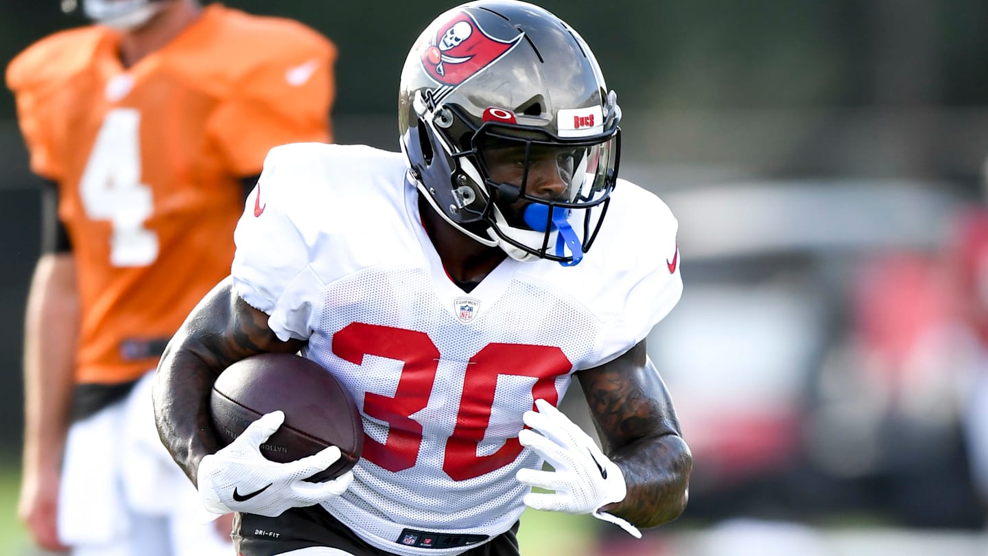 Ke'Shawn Vaughn Fantasy Outlook Includes Huge Upside With Terrible