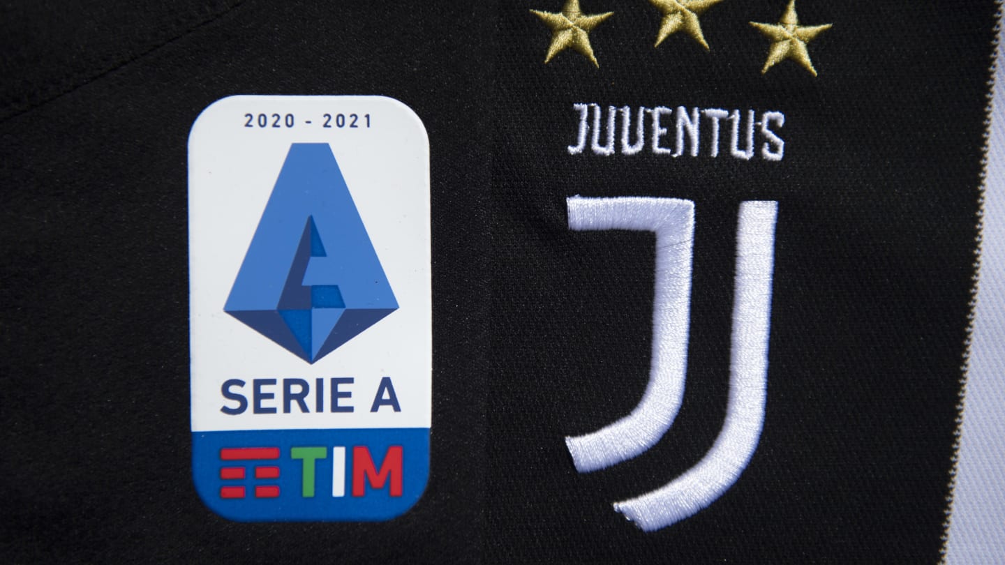 Juventus, nuova maglia 2021-2022: tornano le strisce bianconere