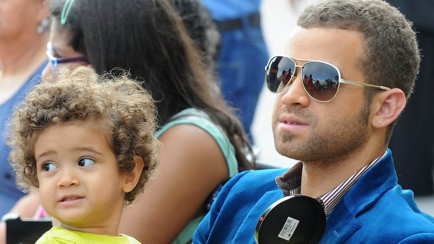 ¿Quién es el hijo mayor del cantante Nacho?