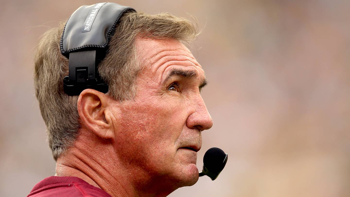 how tall is mike shanahan - Ilustrasi 3