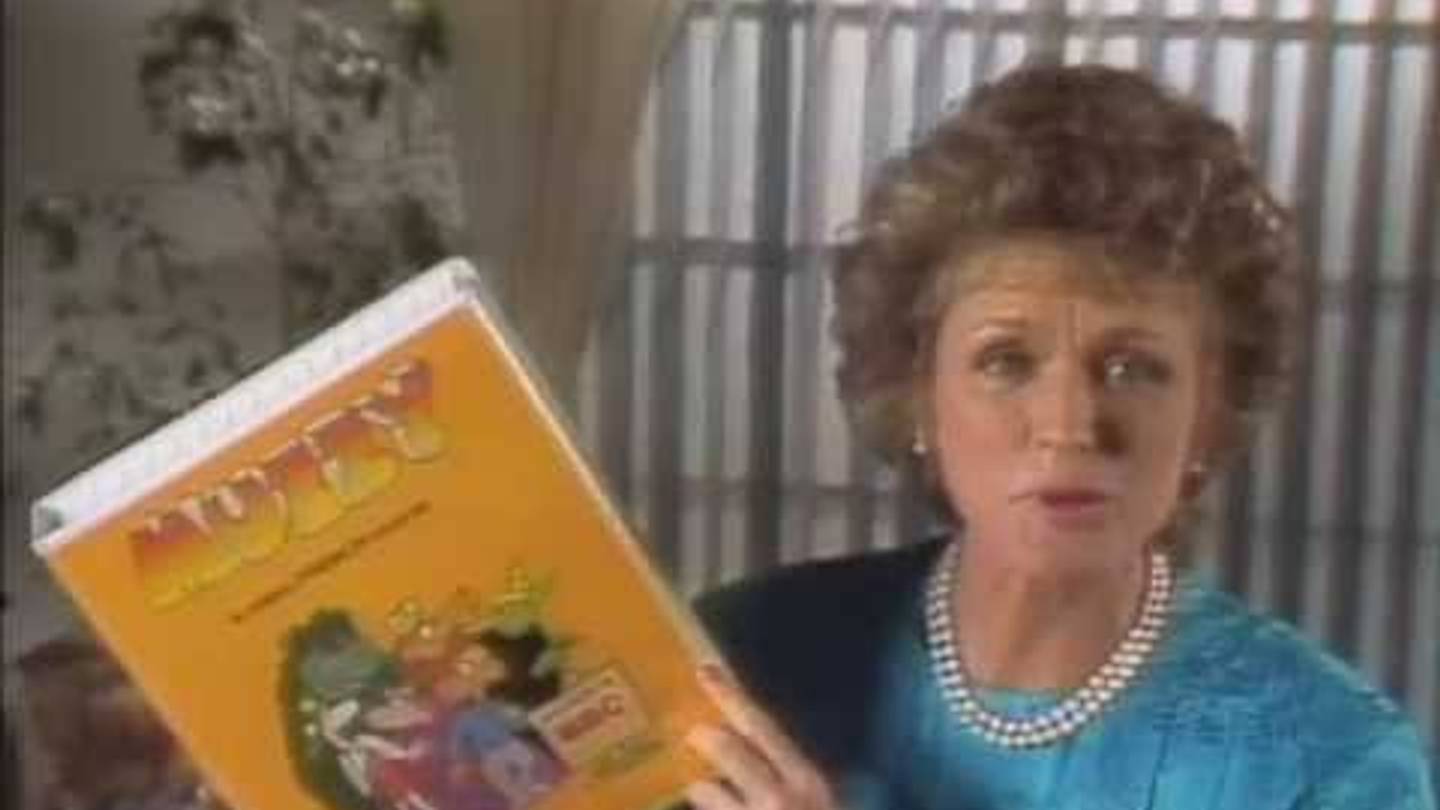 Remembering Muzzy, the Clock-Eating Alien Who Haunted '90s Kids