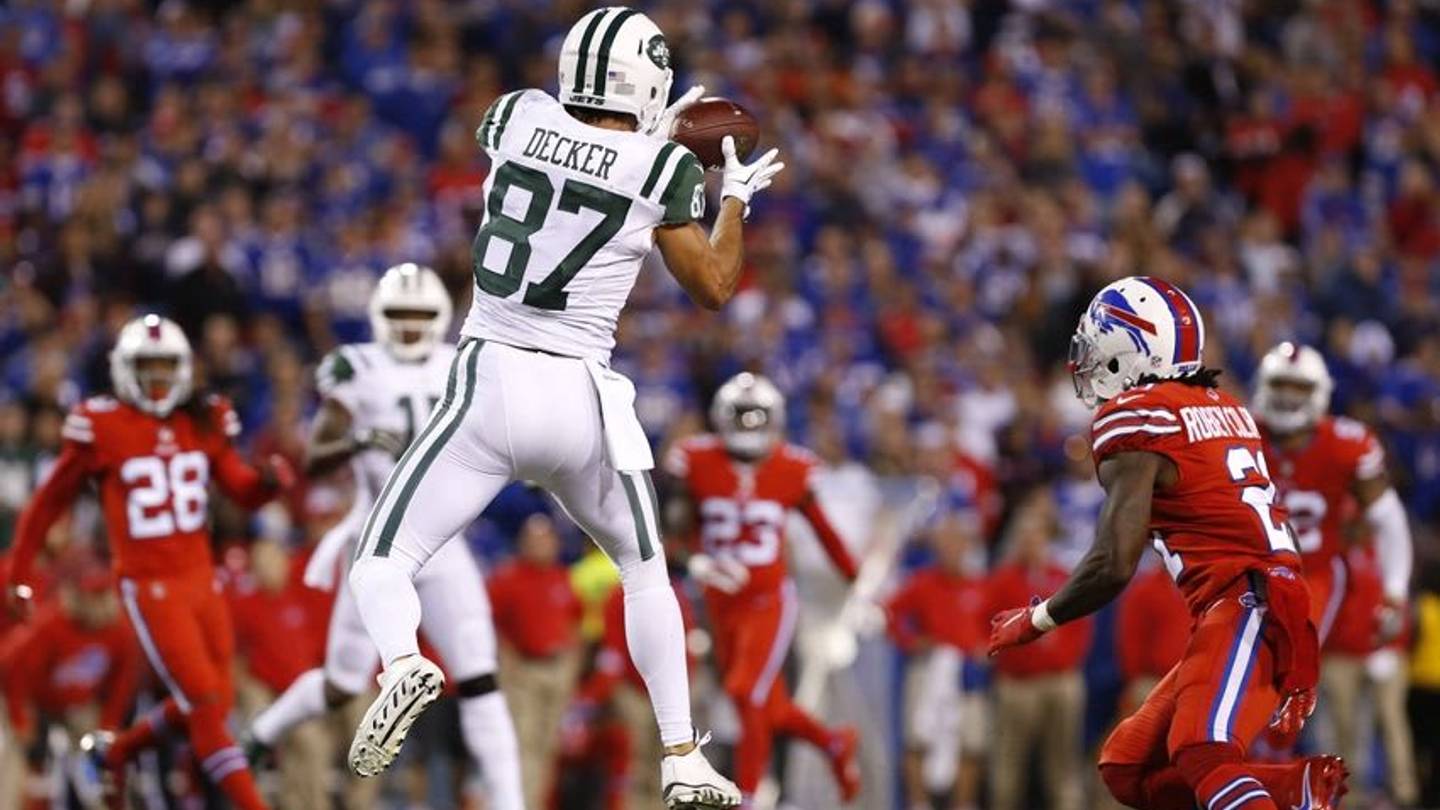 Fantasy Football What Happens Now With Eric Decker Injury 