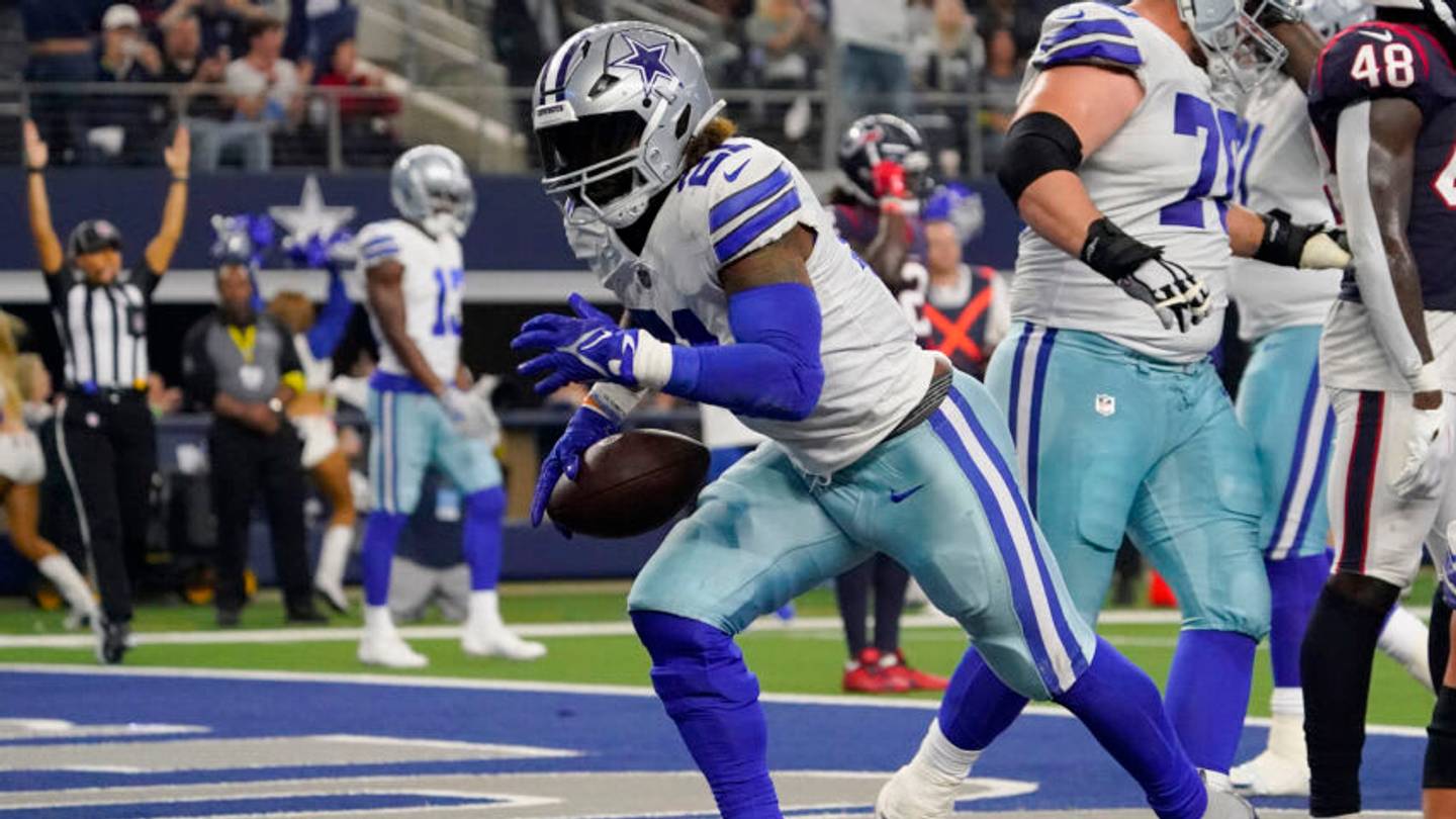 Cowboys News: Timeline for Ezekiel Elliott contract dilemma, Dak Prescott  on Mike McCarthy