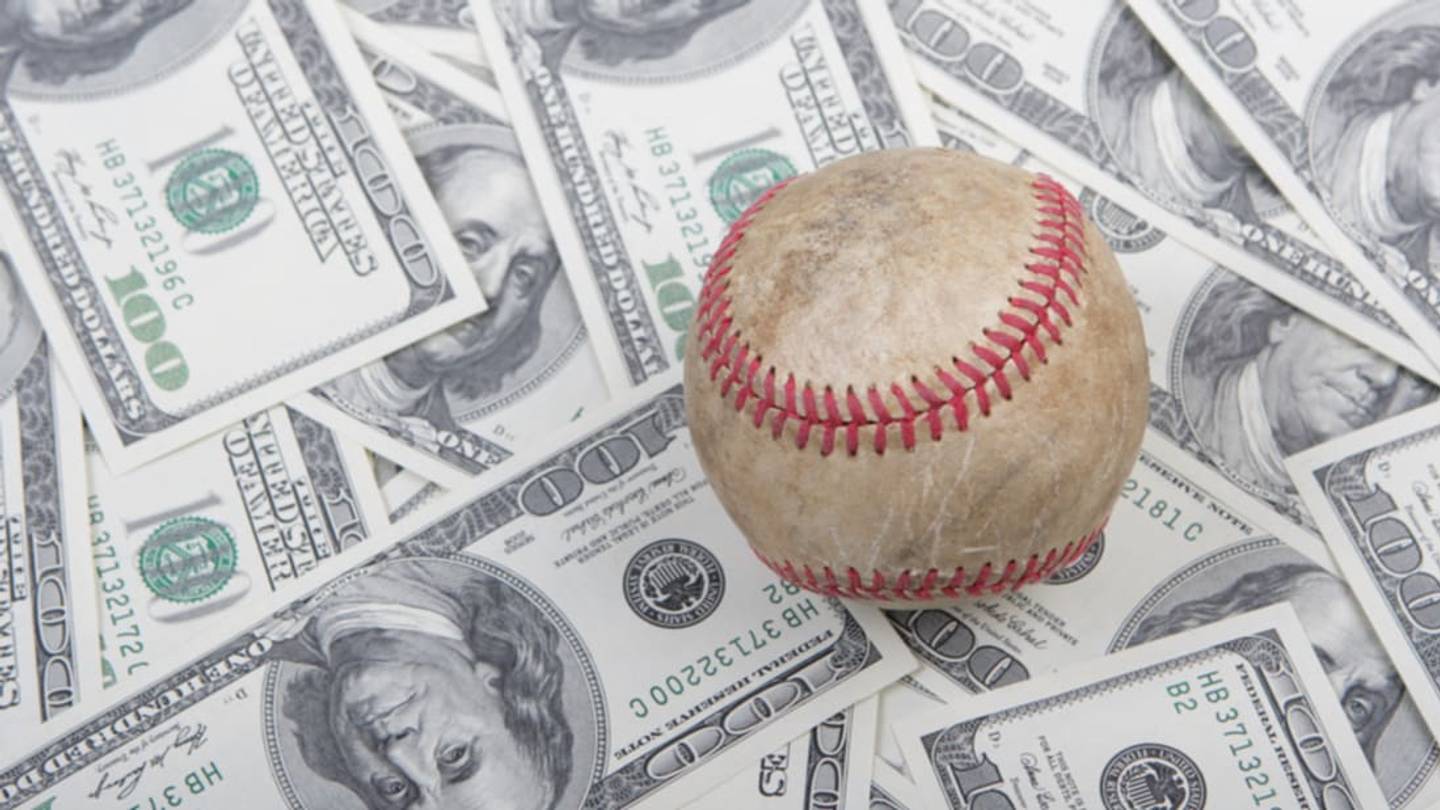 11 Things You Might Not Know About Athlete Salaries | Mental Floss