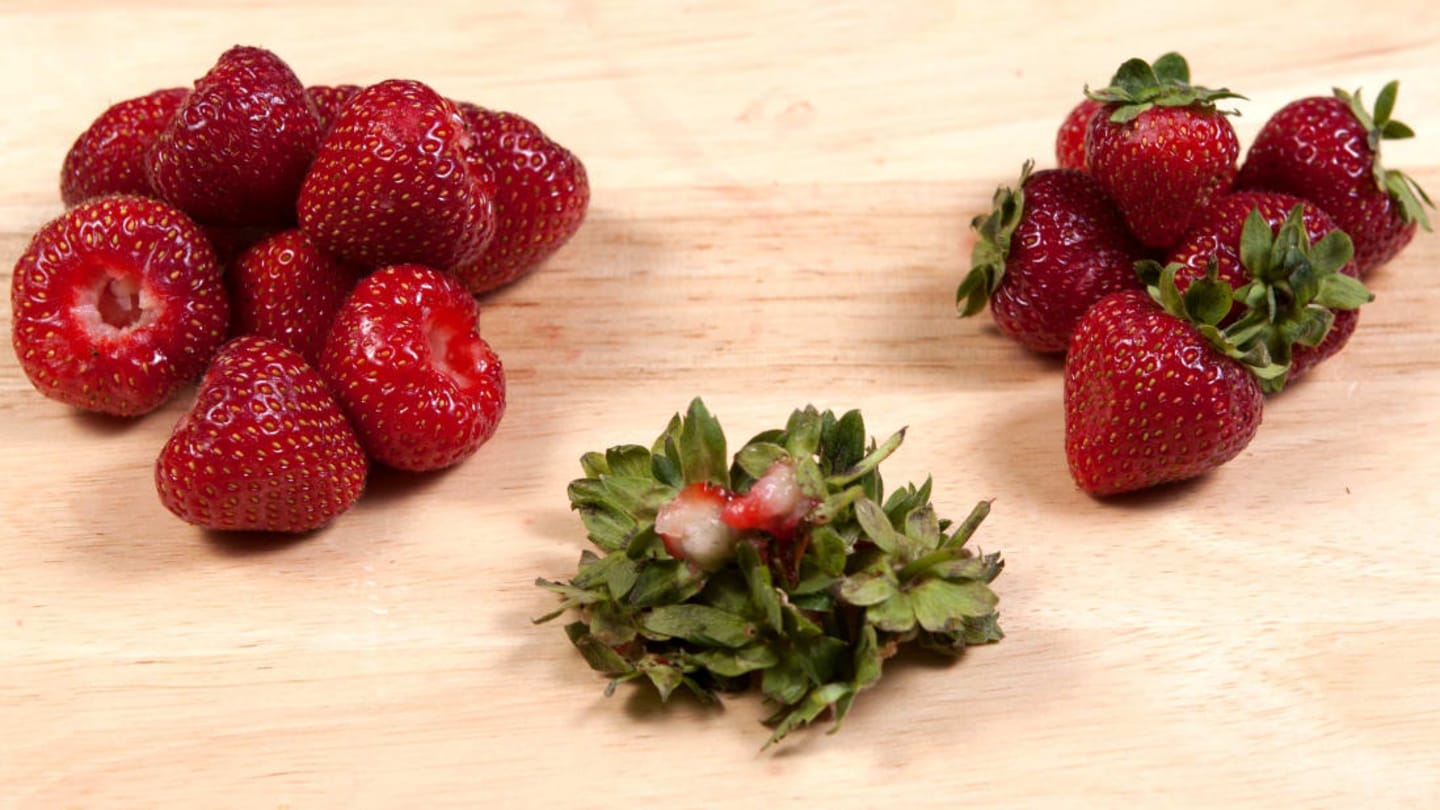 A Simple Trick for DeStemming Your Strawberries Mental Floss