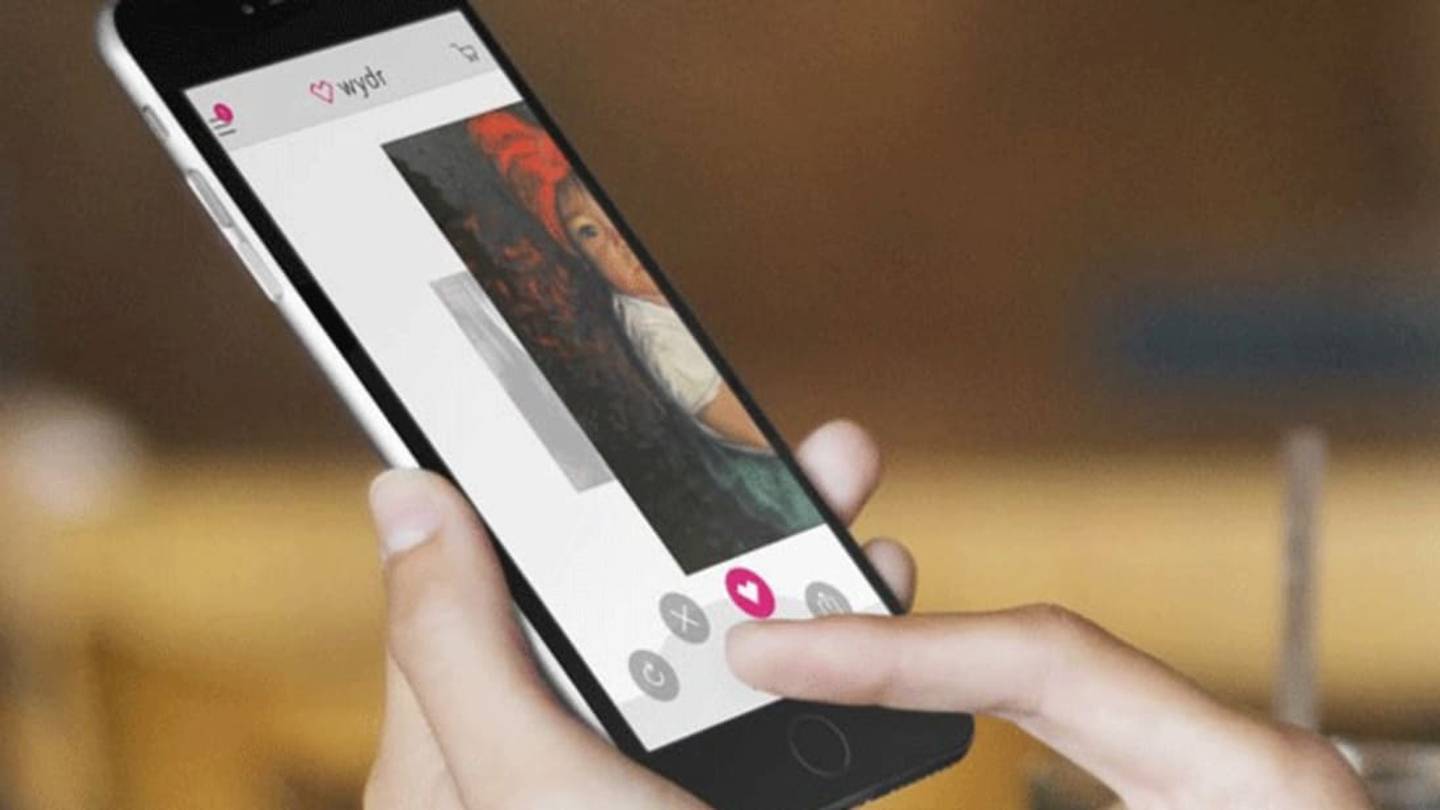 ‘Tinder for Art’ Lets You Shop for Paintings by Swiping Mental Floss