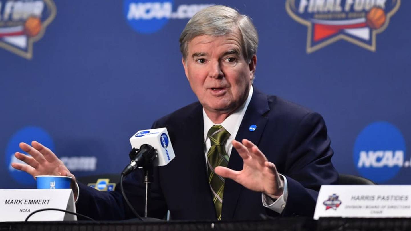 Women s College Basketball Loses 14 Million A Year Says Mark Emmert