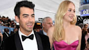 Sophie Turner and Joe Jonas posed in masks amid the Coronavirus outbreak.