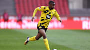 Youssoufa Moukoko muss weiter auf sein Debüt für die deutsche U21-Auswahl warten.