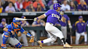 2017 Division I Men's College World Series - LSU v Florida - Game 1