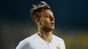 O Corinthians tem negociações avançadas com Roger Guedes. Negócio, porém, depende de rescisão do atacante com o Shandong Luneng, da China.