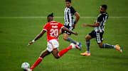 Internacional e Botafogo se enfrentam pela 25ª rodada do Campeonato Brasileiro.