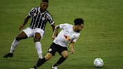 Claudinho é um dos destaques da partida