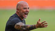 Jorge Sampaoli não gostou das críticas e cobranças que recebeu; técnico pode deixar o Atlético-MG. 