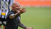 Sampaoli explotó en el partido de Atlético Mineiro y fue expulsado.