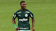 Patrick de Paula, Lucas Lima, Jô e mais: confira sete jogadores que foram flagrados quebrando as regras durante a pandemia.