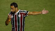 Nenê desperdiçou penalidade ainda no primeiro tempo