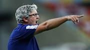 Fluminense procura centrovante para Odair Hellmann.