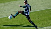 O Coritiba venceu o Cianorte no primeiro duelo por 3 a 2.