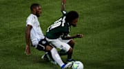 Luiz Adriano, artilheiro em 2020, marcou apenas três vezes em 2021