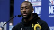 Kemba Walker se recupera de una lesión en la rodilla