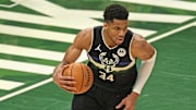 Giannis viene de consagrarse como campeón con los Bucks
