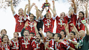 Los jugadores del Milan en la celebración del título de la temporada 2010/11