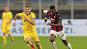 Lazovic e Leao