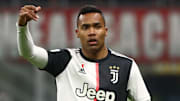 AC Milan v Juventus - Coppa Italia: Semi Final