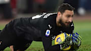 El portero del Milan finaliza contrato en junio y podría quedar libre.