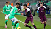O PSG recebe o Saint-Étienne na manhã deste domingo (18) e precisa vencer para se manter próximo do Lille, líder da Ligue 1. 