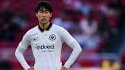 Verlängerung oder Absprung? Eintracht Frankfurt hofft auf eine baldige Entscheidung bei Daichi Kamada (Foto)