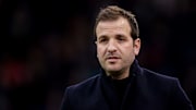 Rafael Van Der Vaart félicite les Espagnols