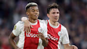 Neres fez um grande jogo contra o Cambuur
