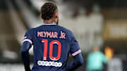 Neymar devrait bientôt prolonger au PSG. 