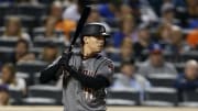 After stints with the Mets and the Diamondbacks, Wilmer Flores is still on the free agent market.