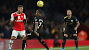 Sterling, Aubameyang y Walker