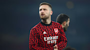 Strebt Mustafi ein Engagement in der Bundesliga an?