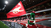 Gunnersaurus, premier fan d'Arsenal. 