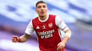 PSG have been offered the chance to sign Hector Bellerin
