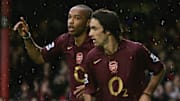 El Arsenal utilizó en la temporada 2005/2006 una icónica camiseta del club