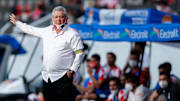 El entrenador finalmente se quedará en el Rebaño