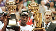 El histórico jugador de la NBA levantó seis trofeos de campeón en ocho campañas