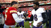 Mahomes y Jackson se enfrentan en el duelo central del domingo