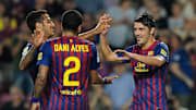 Barcelona's forward David Villa (R) is c