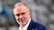 Karl-Heinz Rummenigge hofft darauf, dass der FC Schalke 04 wieder "zu alter Stärke" findet