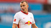 Lukas Klostermann wird RB Leipzig mit Knieproblemen vorerst fehlen