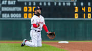 Dustin Pedroia sigue presentando molestias en la rodilla