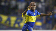 Boca Juniors' Baiano celebrates after sc