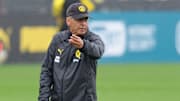 Lucien Favre will beim BVB nun doch wieder mit einer Dreierkette spielen lassen
